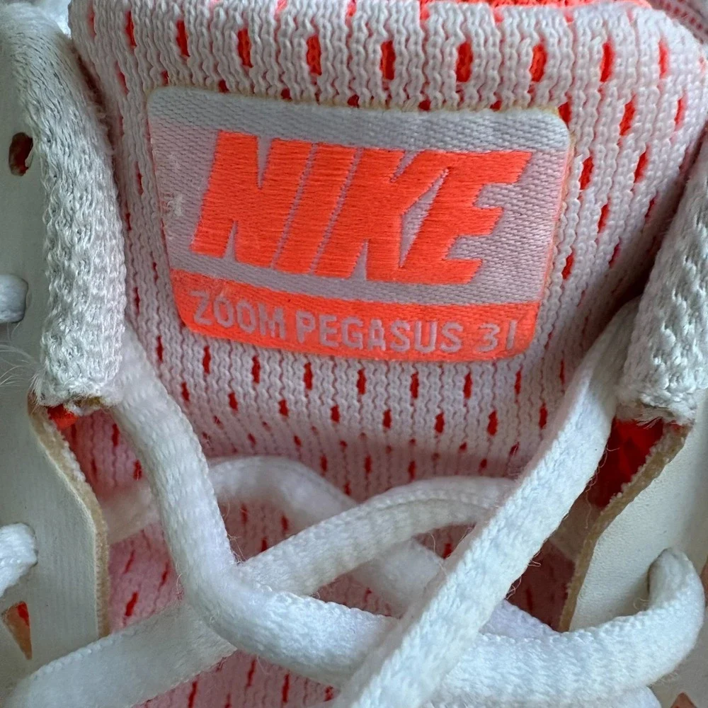 Nike Air Zoom Pegasus 31 Womens Bright Mango Orange Pink Running Shoes Size 8.5‎